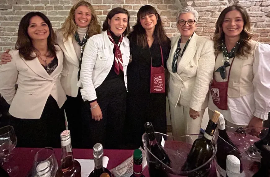 Calici d'Autunno si tinge di rosa